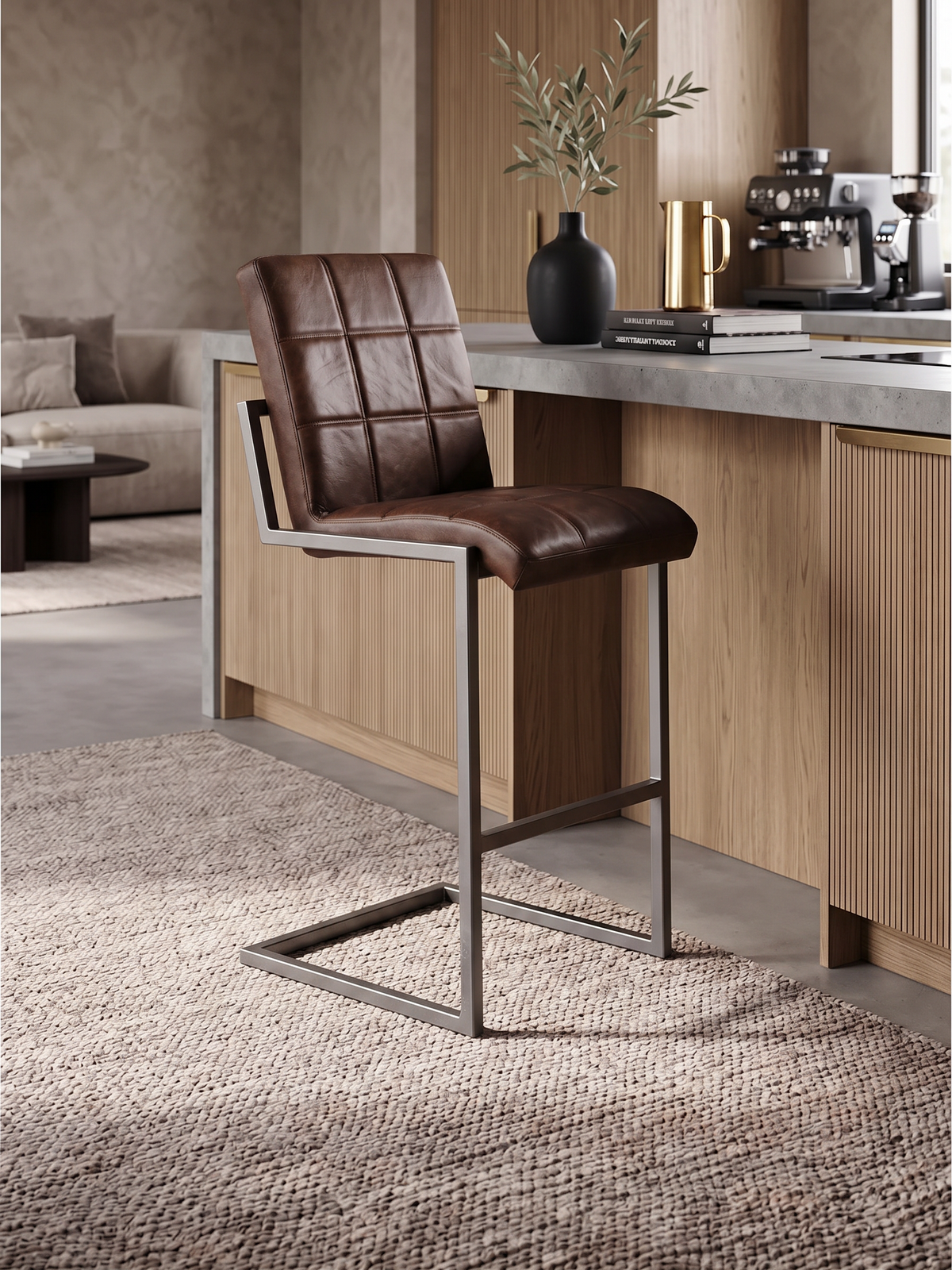Barhocker „Fargo“ aus Leder in Braun, Wohnbeispiel