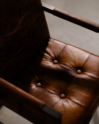 Basie Stuhl CHESTER – Eckig - Klassisch Cognac