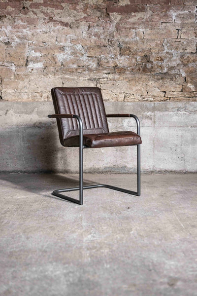 Eleganter Freischwinger Stuhl CADI aus Leder in Braun