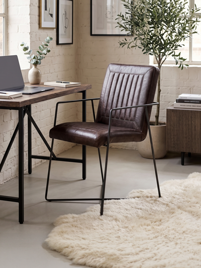 Designer Stuhl CADI aus Leder in Braun