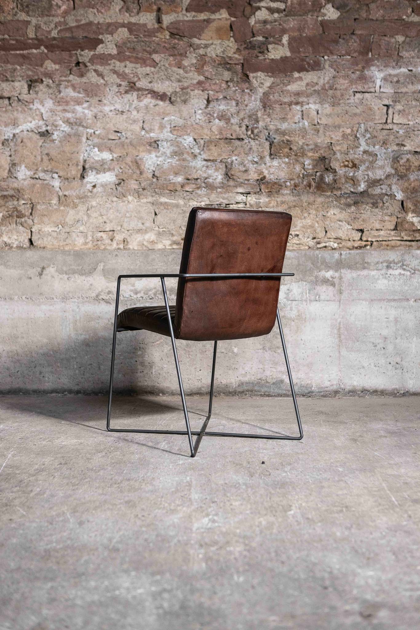 Designstuhl SINATRA aus Leder in Braun
