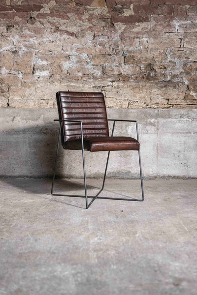 Freischwinger „Sinatra“ aus echtem Büffelleder in Braun, minimalistisches Design